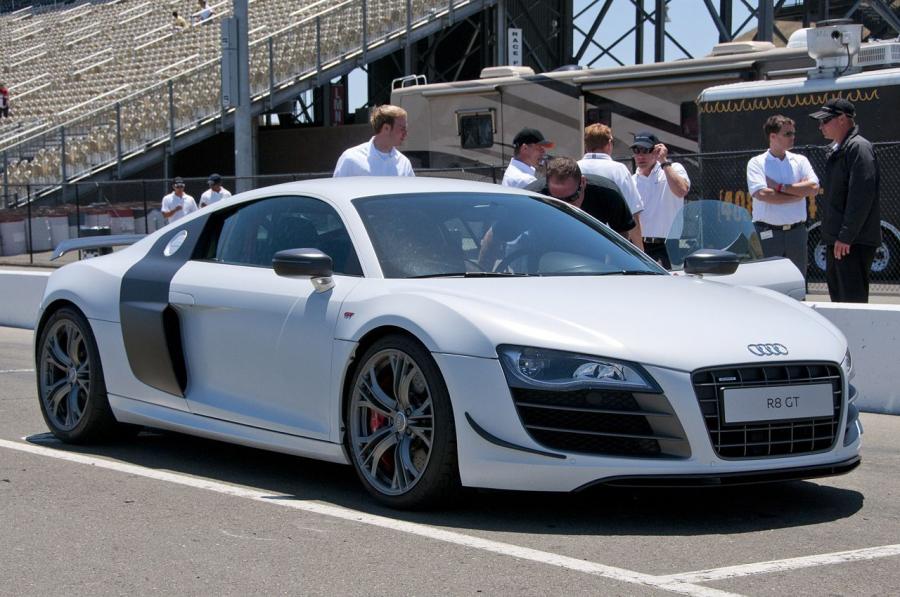  Audi R8 GT 2012 года  (фото 42 из 52)